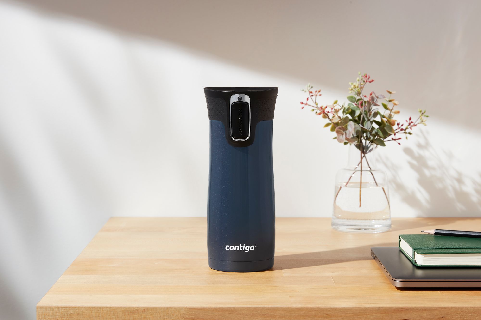 Contigo West Loop 'Autoseal' Mug - Midnight Berry 473ml image 3